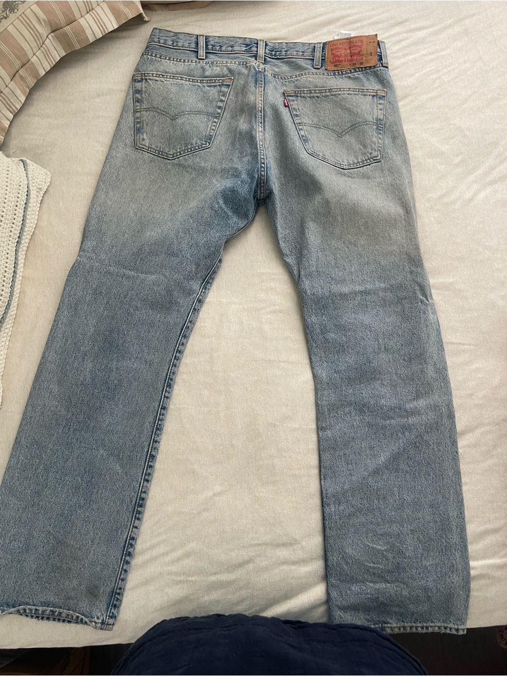 Levi's Men's Faded Light Blue Straight Jeans
